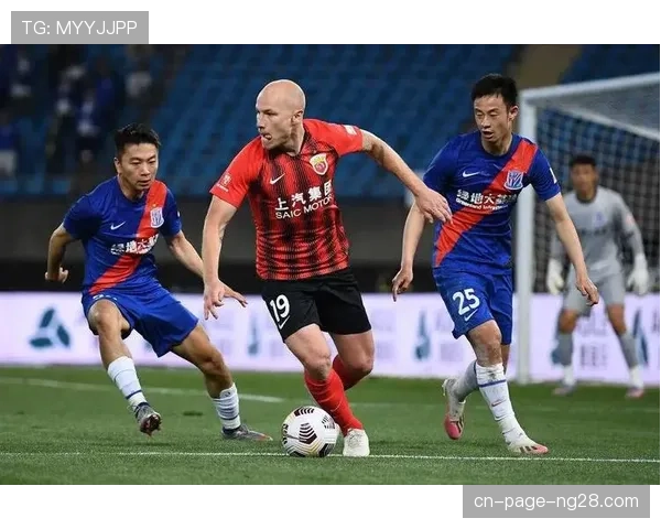 里昂中场控制力下降，攻防转换环节存在改进空间